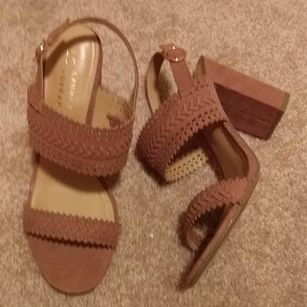 Shoe - Picture 8 of 8